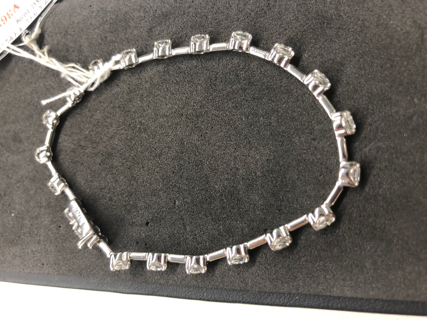PF195 ITJWLTE5D3EGデビアスラインダイヤ2.50ct ブレス K18WG 10.0g 18cm