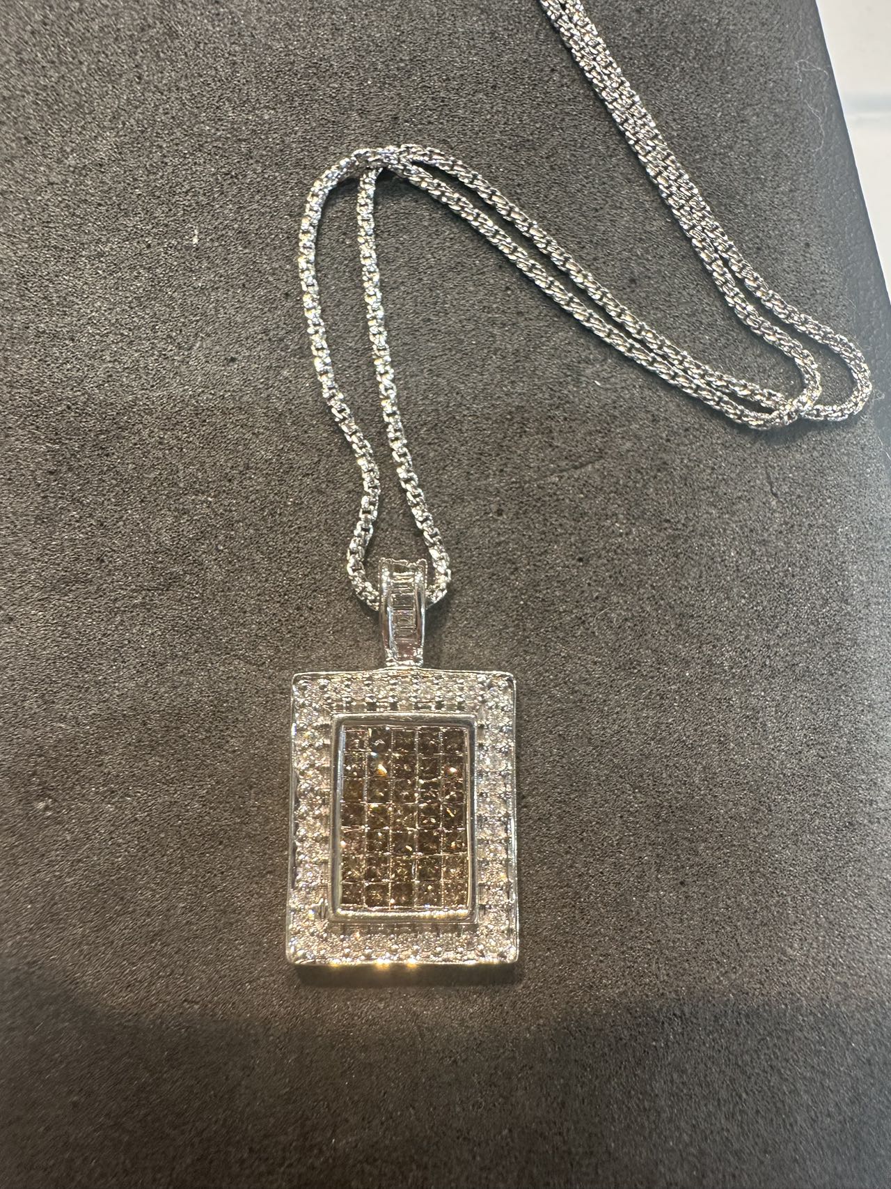 H17553 方形砖石项链 BROOCH